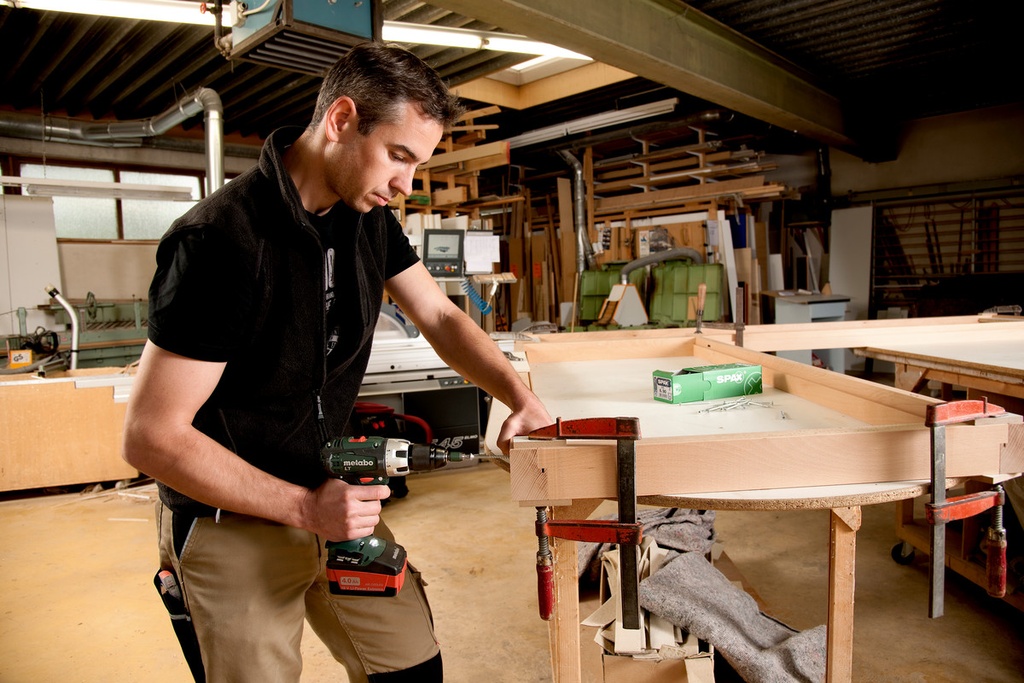 BS 18 LT Quick Cordless Drill Screw ( Bare )