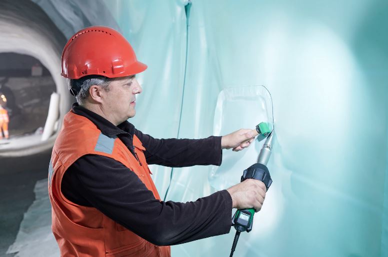 LEISTER HOT AIR GUN 620°C 1600 W