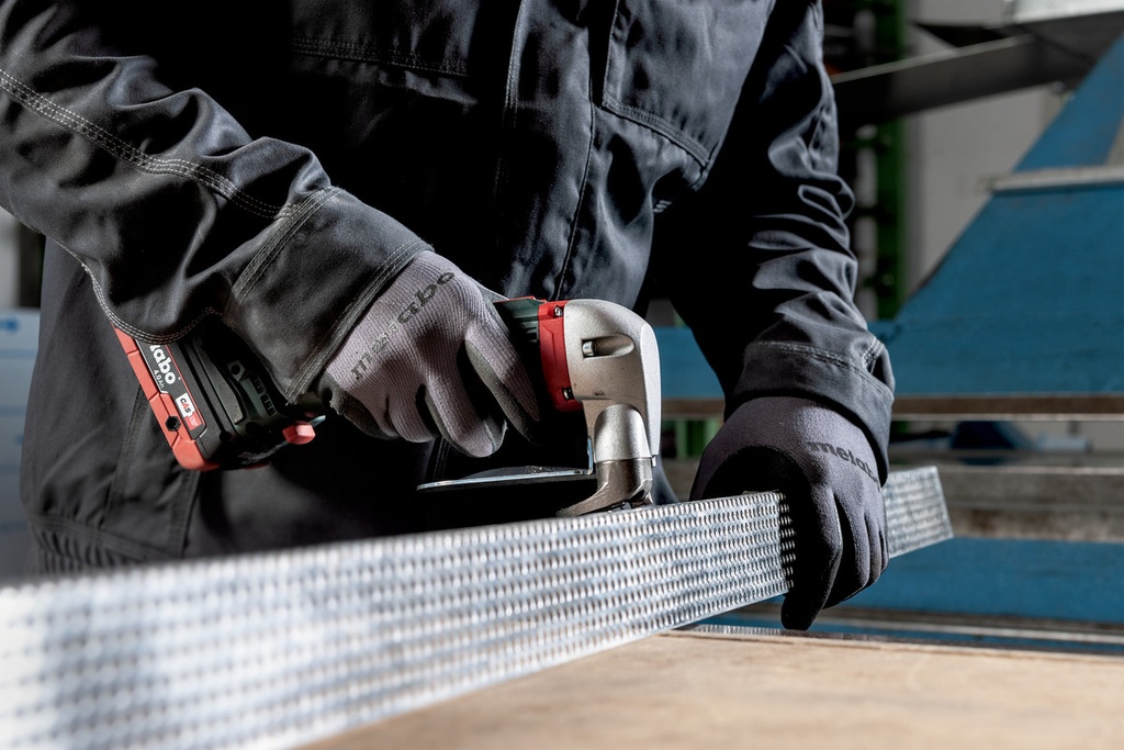 SCV 18 LTX BL 1.6 CORDLESS METAL SHEARS