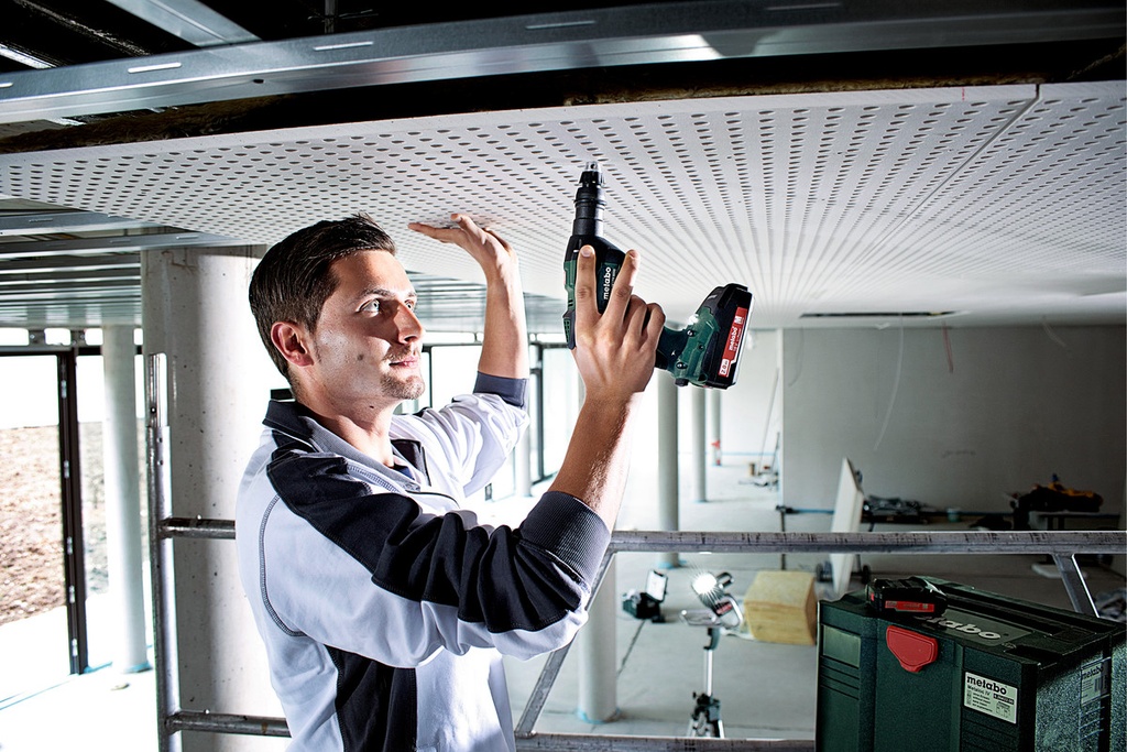SE 18 LTX 4000 CORDLESS DRYWALL SCREWDRIVER 