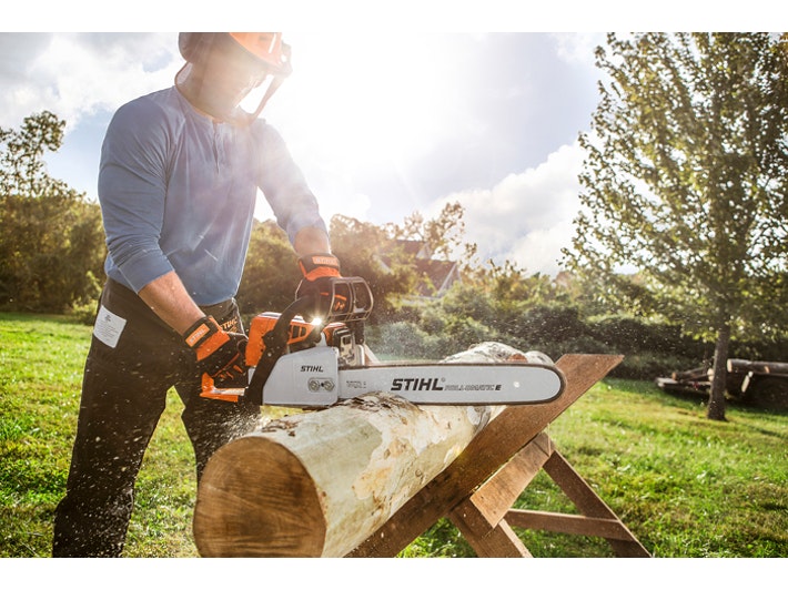 MS 250 Chainsaw, 45/18" 45cc 2.3kW