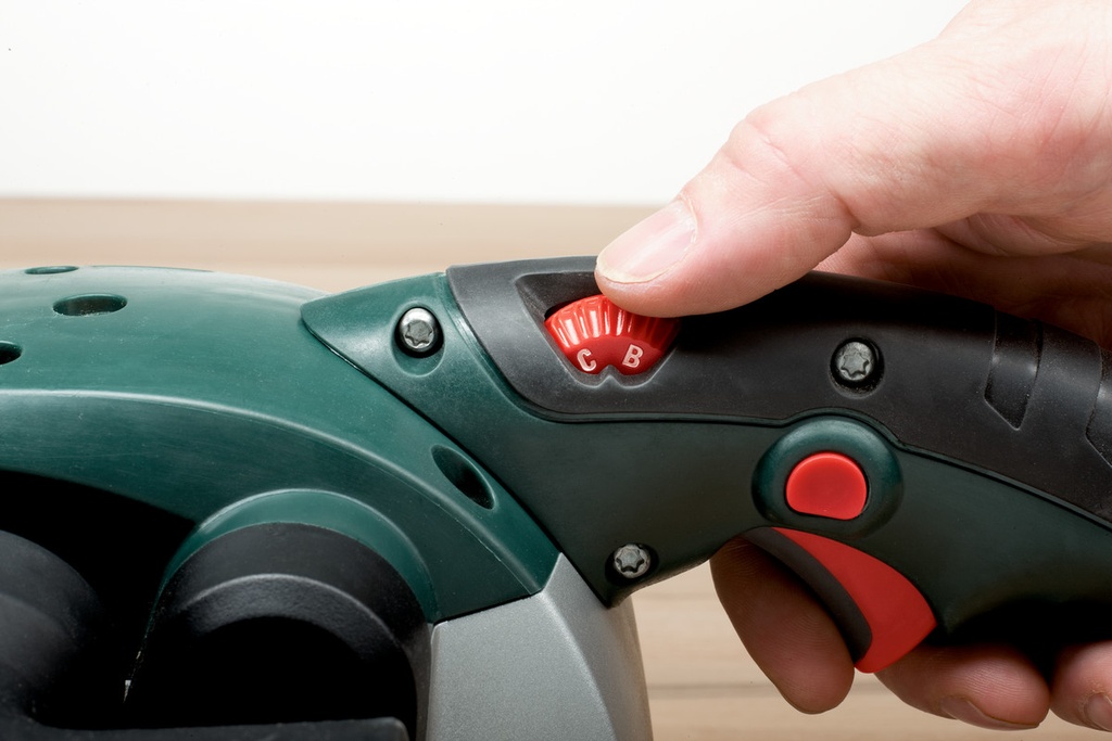 BAE 75 BELT SANDER 75 x 533 mm 1010 W 